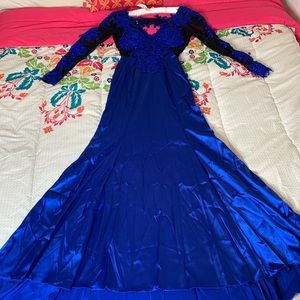 BLUE PROM DRESS 👗 (Worn Once) Size Small